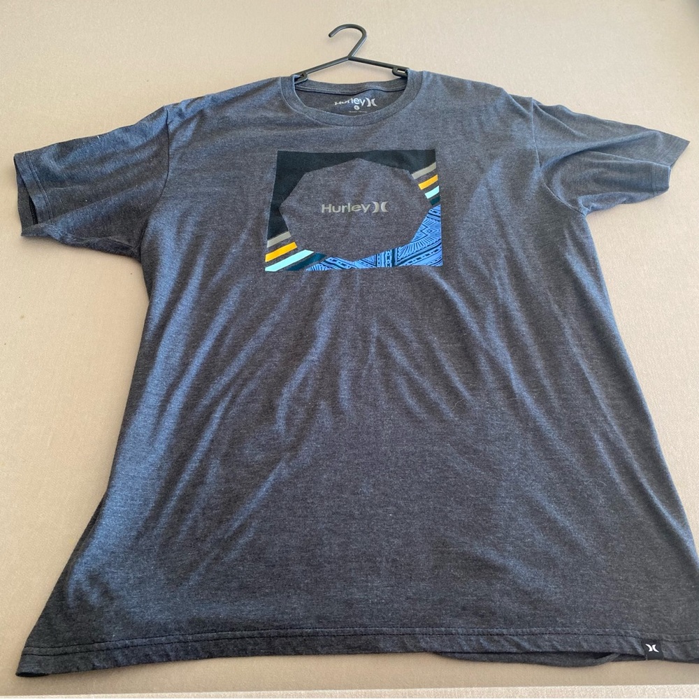 Hurley T shirt grey